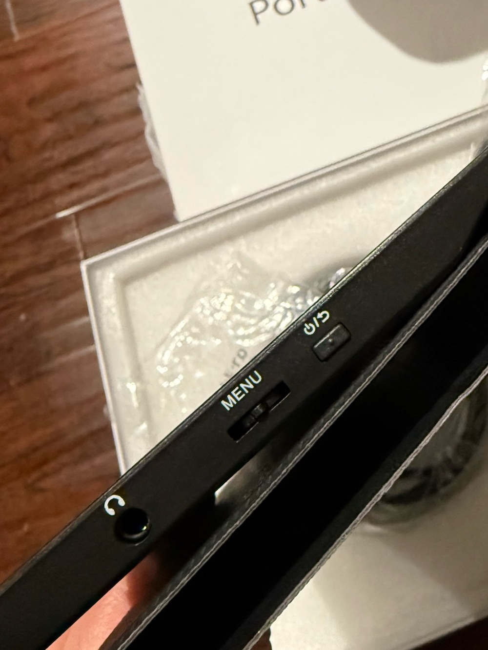 15.6 Inch Portable Laptop Monitor - Picture 6 of 8